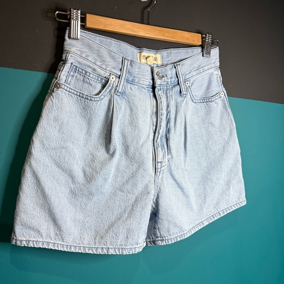 Madewell Blue Jean Shorts High-Waisted Relaxed Fit - Picture 5 of 13